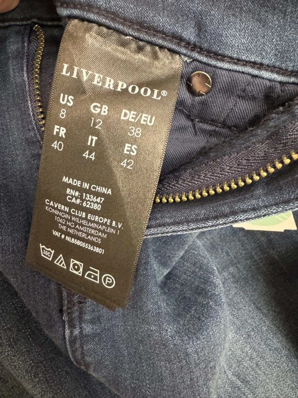 Liverpool Angelique Denim Pencil Skirt 8 29 NWT Stretch Dark Wash 21” Length